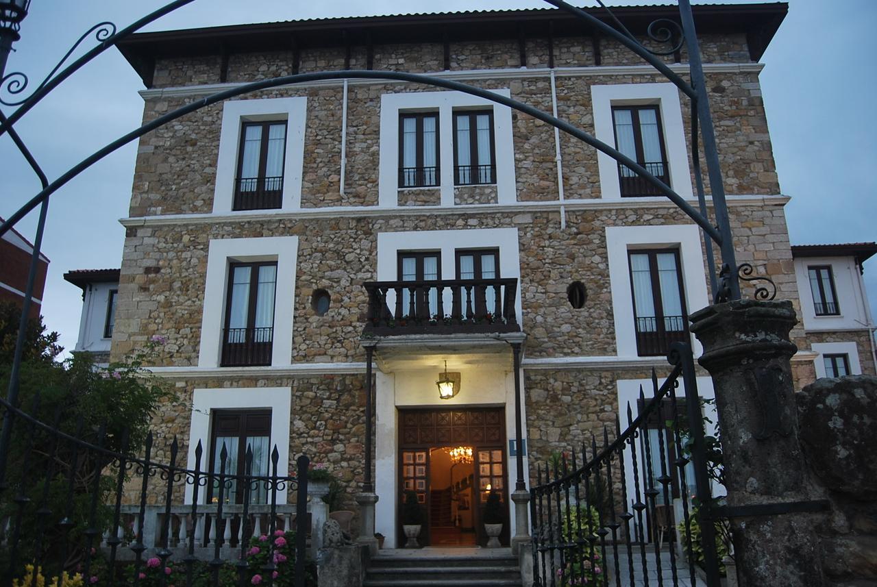 Hotel Luzon 산비센테데라바케라 외부 사진
